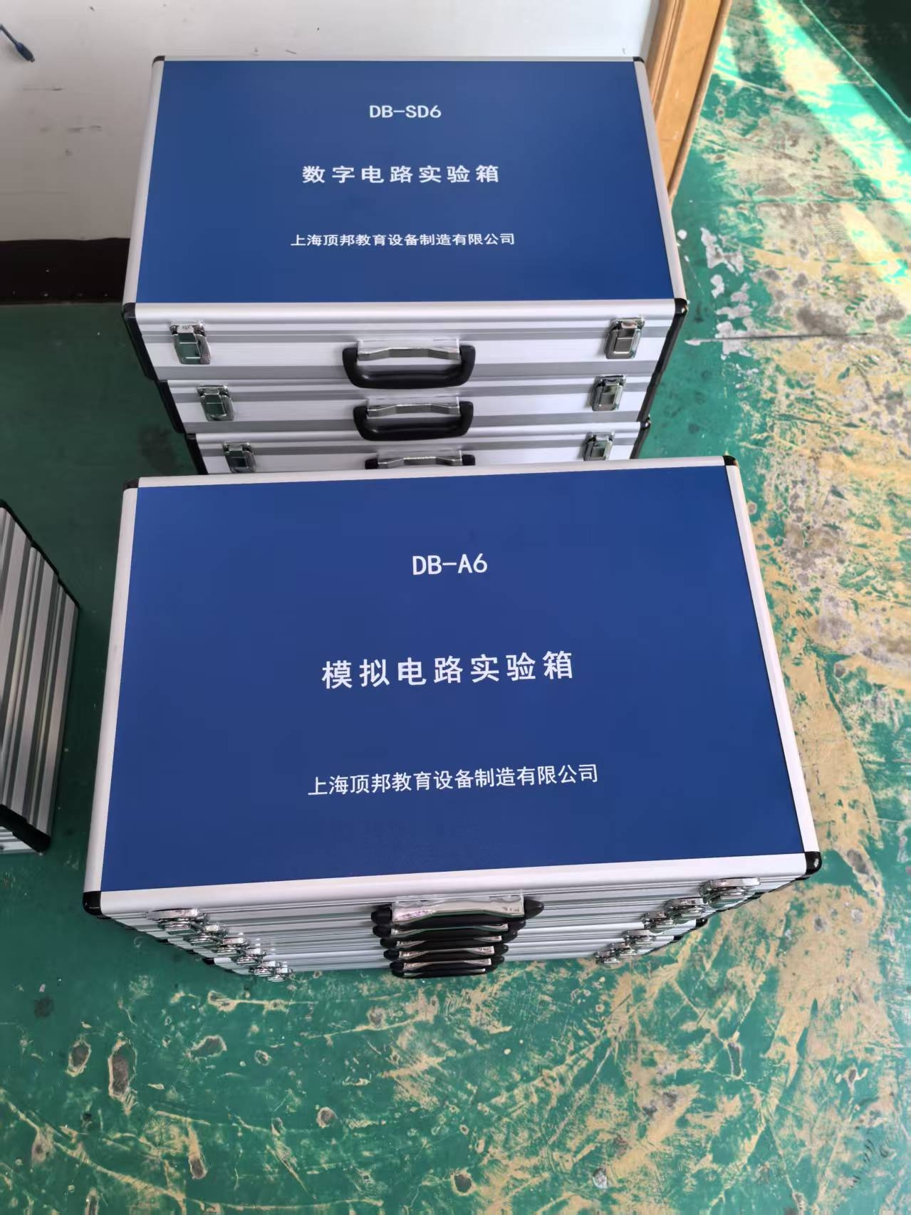 實驗箱